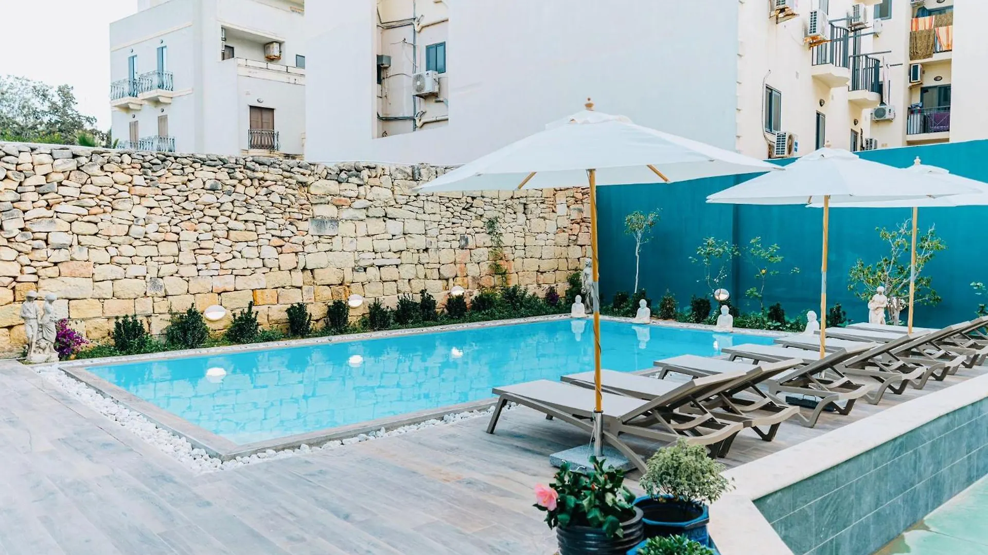 Suite 1 At Palazzo Seraphim Boutique Living In St Julians سانت جوليان بيت ضيافة
